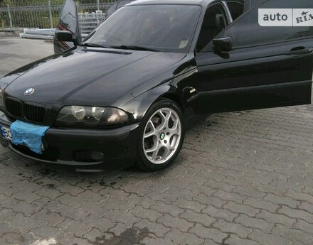 BMW 318 1999 года