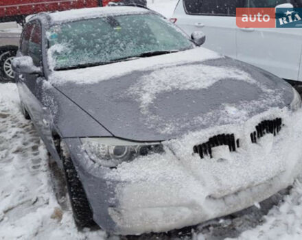 BMW 318 2010 года