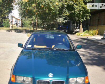 BMW 318 1996 года