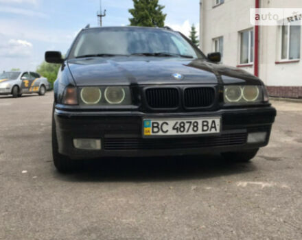 BMW 318 1997 року