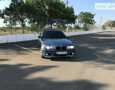 BMW 318 1998 року