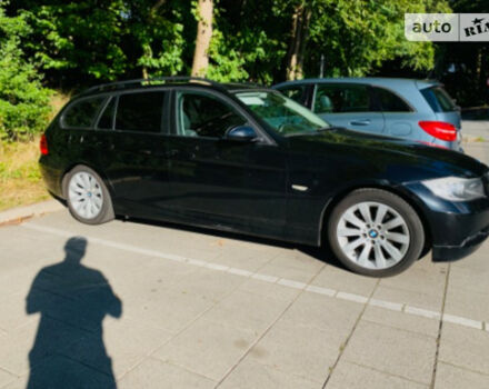 Фото на відгук з оцінкою 4.8   про авто BMW 318 2007 року випуску від автора “Никита” з текстом: Классный семейный автомобиль, который дарит огромное удовольствие при вождении. БМВ точно не подо...
