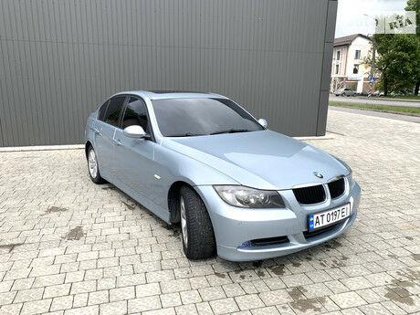 BMW 320 2006 года