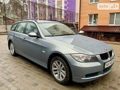 BMW 320 2006 года