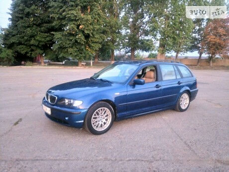 BMW 320 2002 года