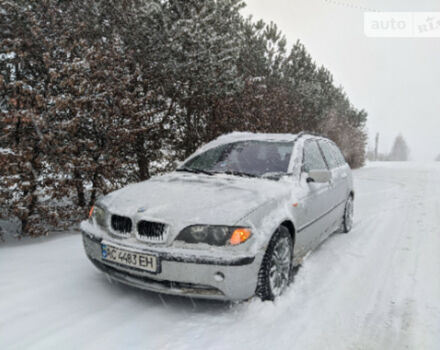 Фото на отзыв с оценкой 5 о BMW 320 2002 году выпуска от автора "Віталій Гаврилюк" с текстом: Швидка та комфортабельна автівка!І для мене особисто комфорт це не надзвичайно м\'яка підвіска, а...