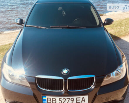 BMW 320 2007 года