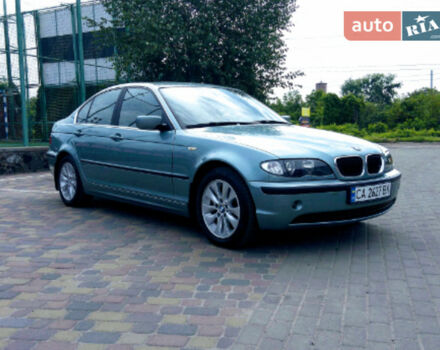 BMW 320 2004 року