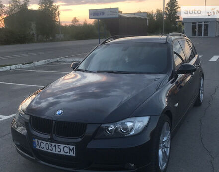 BMW 320 2008 года