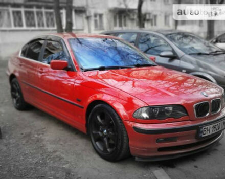 BMW 320 2001 року