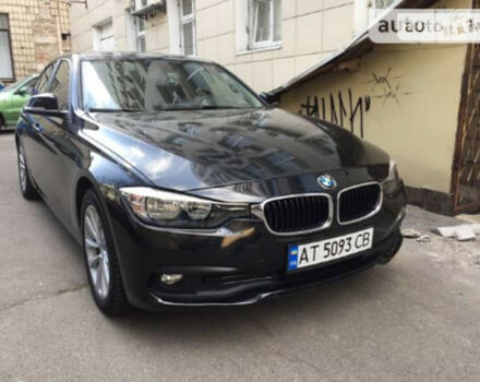 BMW 320 2016 года