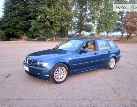 BMW 320 2002 року