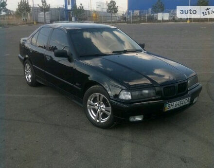 BMW 320 1998 года