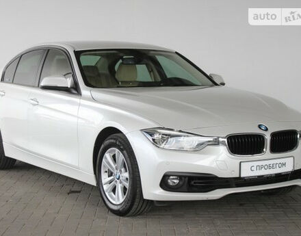 BMW 320 2015 року