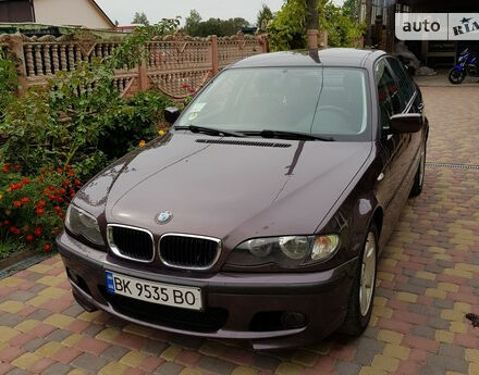 BMW 320 2002 року