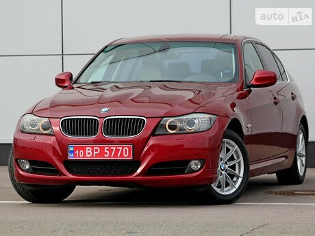 BMW 325 2011 года