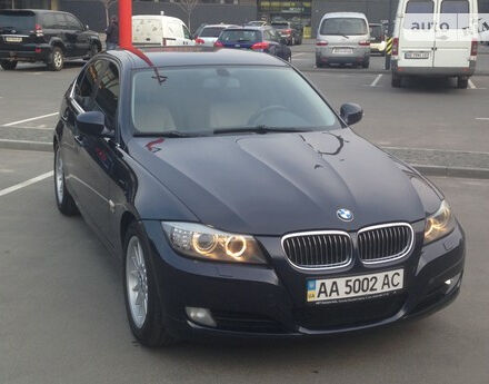 BMW 325 2008 года