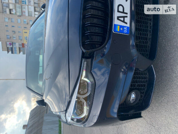 БМВ 328 2016 року BMW 328 2016 року
