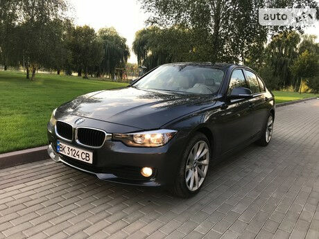 BMW 328 2012 года