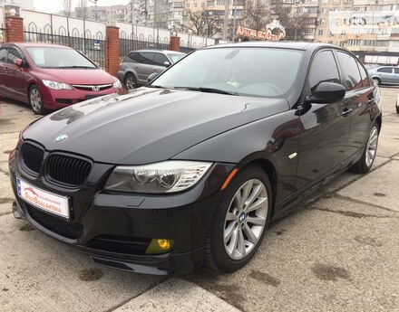 BMW 328 2011 года