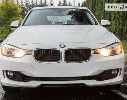 BMW 328 2014 року