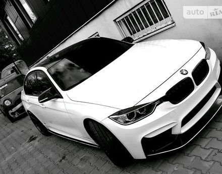 BMW 328 2013 года