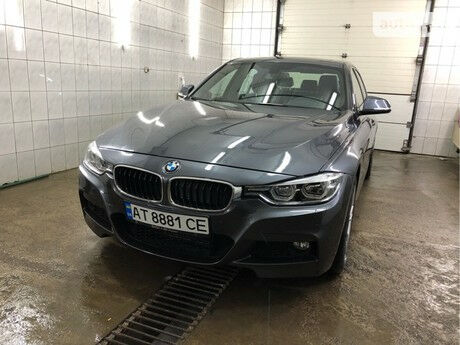 BMW 335 2015 року