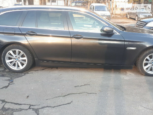 BMW 5 Series 2012 года