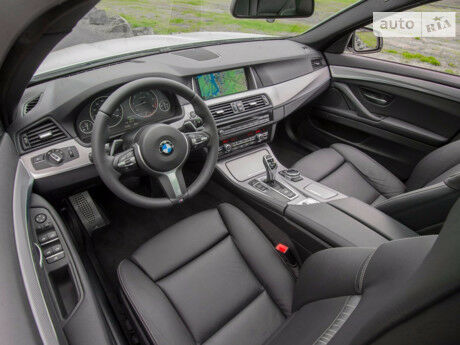 БМВ 5 Серия 1984 року BMW 5 Series 1984 року