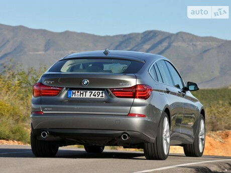 БМВ 5 Серия 2001 года BMW 5 Series 2001 года