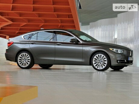 БМВ 5 Серия 2007 года BMW 5 Series 2007 года