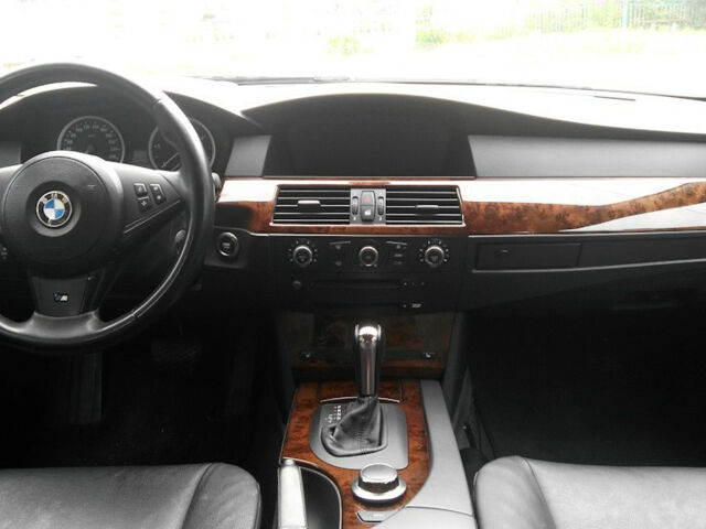 BMW 5 Series 2006 року