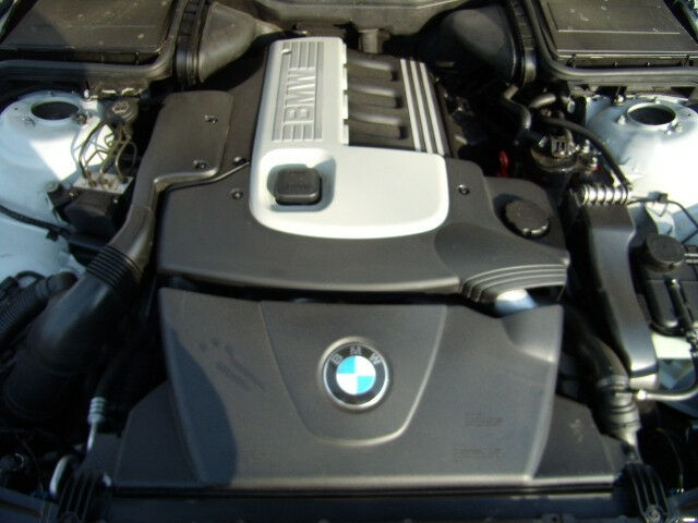 BMW 5 Series 2001 року