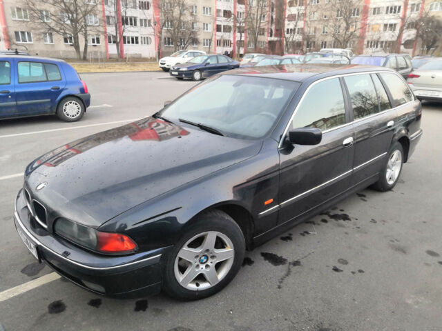 BMW 5 Series 1999 года