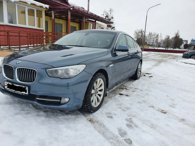 BMW 5 Series 2009 года