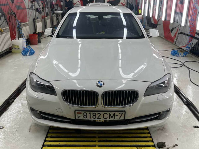 BMW 5 Series 2010 года