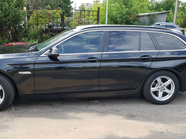 BMW 5 Series 2017 года