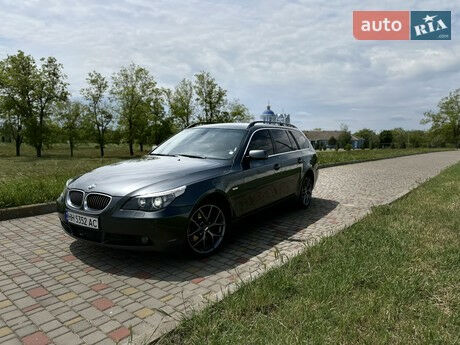БМВ 5 Серия 2006 года BMW 5 Series 2006 года