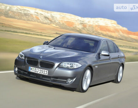 BMW 5 Series 1992 року