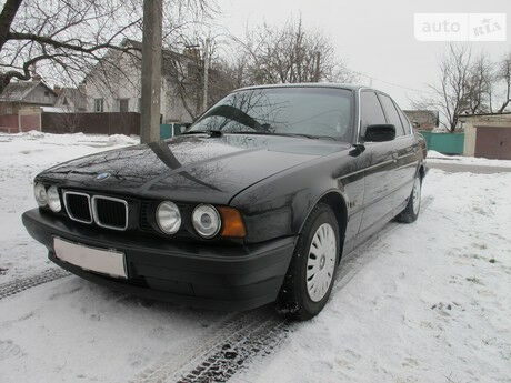 БМВ 518 1994 года BMW 518 1994 года