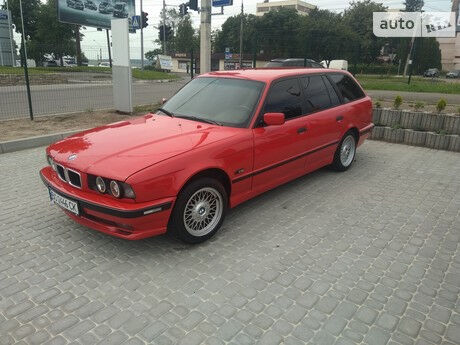 БМВ 520 1994 року BMW 520 1994 року