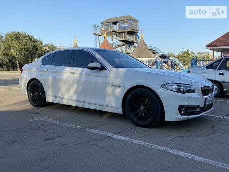 BMW 520 2016 року