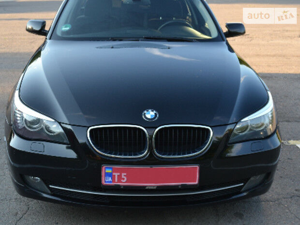 BMW 520 2008 года