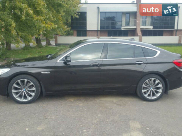 BMW 520 2014 года