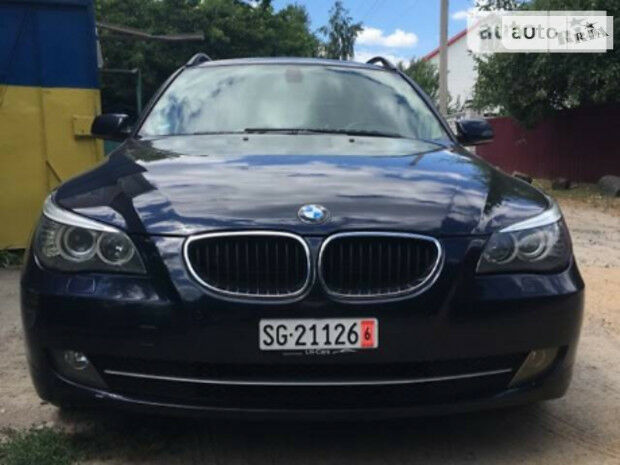 BMW 520 2008 года