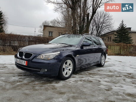 BMW 520 2009 года