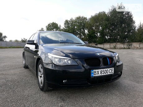 БМВ 520 2003 року BMW 520 2003 року