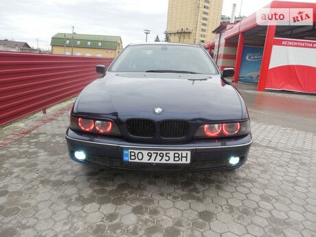 BMW 520 1999 года