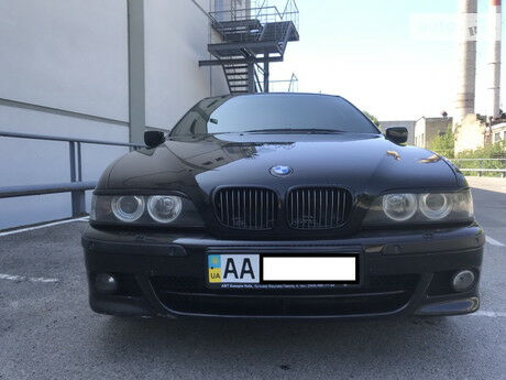 BMW 520 1998 года