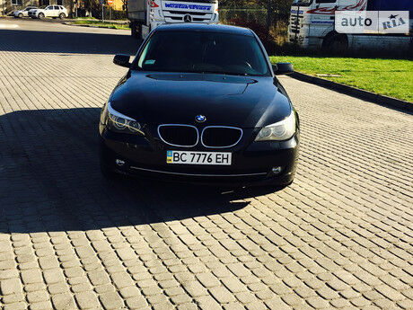 BMW 520 2008 года